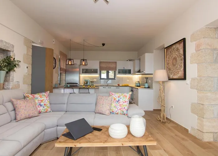 Aspasia By Elrin Mani * Neokhorion (Messenia)